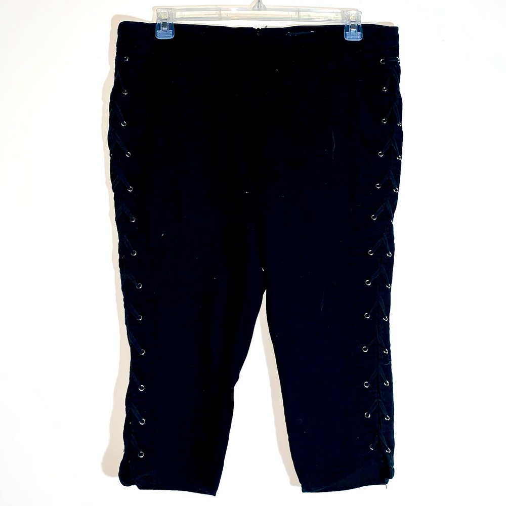 Black Capris with lace by Venus 16